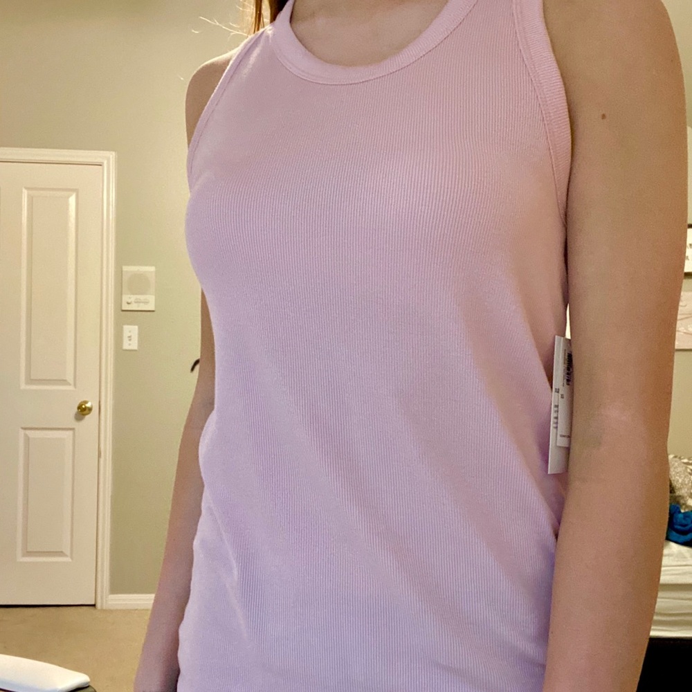 Old Navy active tank - Picture 1 of 3